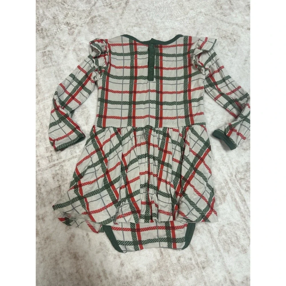 Kyte Baby Long Sleeve Twirl Bodysuit And Bib In Hunter Plaid